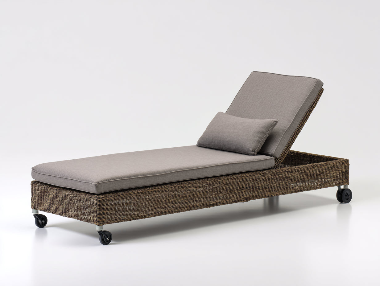 Lettino prendisole - Rattan-Tessuto - 205x76x96 cm - Marrone scuro-Greige - Stile moderno con schienale inclinato